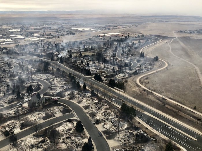 科羅拉多州山火 600棟房屋被毀 萬人大撤離