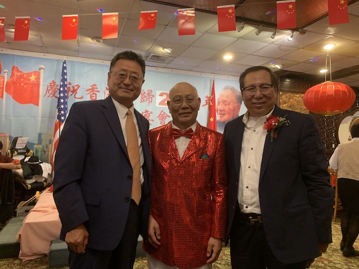 亞市議員候選人李軍律師  參加僑界慶祝香港回歸25週年慶典