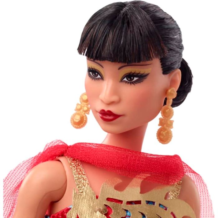 亞裔傳統月 美泰兒推出黃柳霜芭比造型娃娃